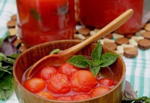 Сколько класть соли и сахара в помидоры в собственном соку. Помидоры в собственном соку на зиму — пальчики оближешь. 6 простых рецептов