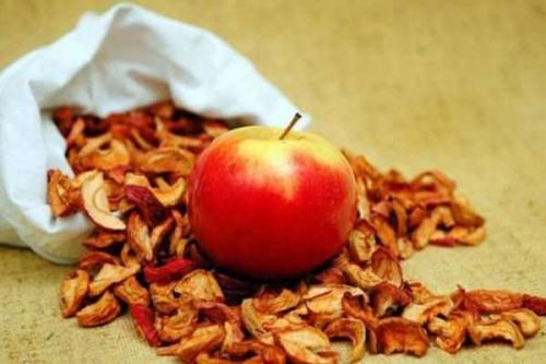 Как хранить сушку из яблок. Как правильно хранить сушеные яблоки в домашних условиях?