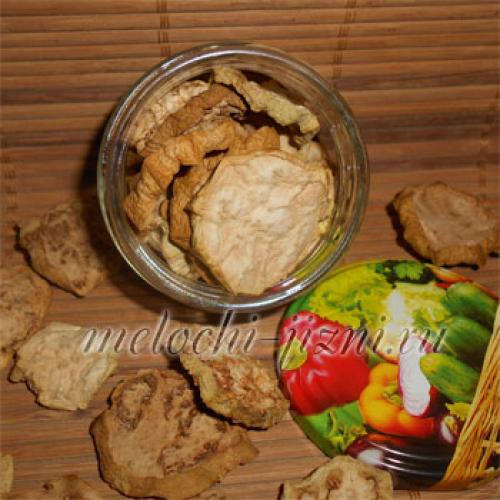 Сушка баклажанов на солнце. Сушка баклажанов в электросушилке