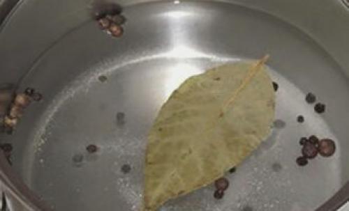 Сегодня достали тополевые грузди горячий засол. Засолка груздей горячим способом на зиму в банках