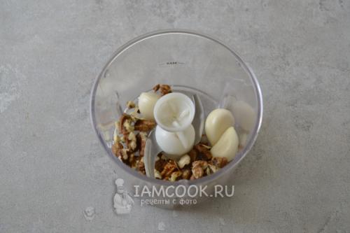 Закуска из петрушки и помидоров на зиму. Салат с красными помидорами, луком и зеленью Петрушка 16