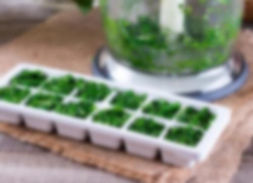 Закуска из петрушки и помидоров на зиму. Салат с красными помидорами, луком и зеленью Петрушка 32