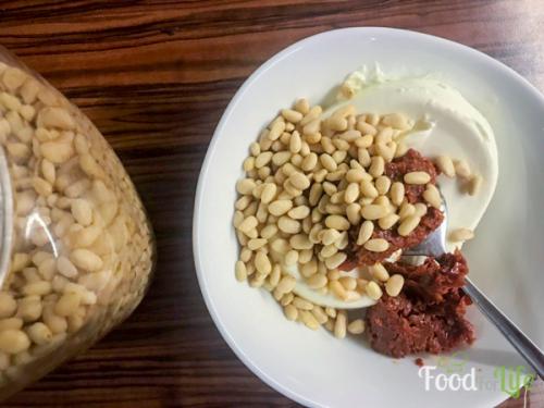 Вяленые помидоры и баклажаны. Рулетики из баклажанов с сыром и вялеными помидорами