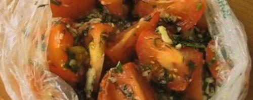 Заготовка томатов с петрушкой и чесноком. Маринованные помидоры с чесноком и зеленью быстрого приготовления – 7 пошаговых рецептов