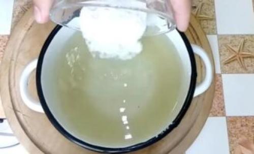 Помидоры с луком на зиму. Помидоры половинками с луком и маслом на зиму — самый вкусный рецепт без стерилизации 34