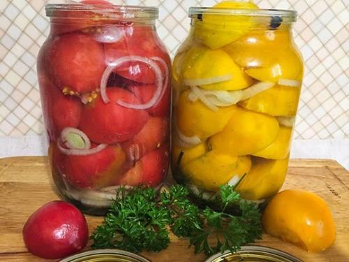 Помидоры дольками с луком и петрушкой на зиму. Рецепт помидоров дольками с луком — пошаговый рецепт с фото