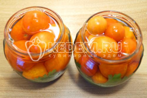 Маринованные помидоры с петрушкой на зиму. Самые лучшие рецепты 21 Маринованные помидоры с петрушкой на зиму. Самые лучшие рецепты 21