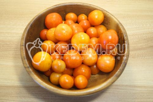 Маринованные помидоры с петрушкой на зиму. Самые лучшие рецепты 17 Маринованные помидоры с петрушкой на зиму. Самые лучшие рецепты 17