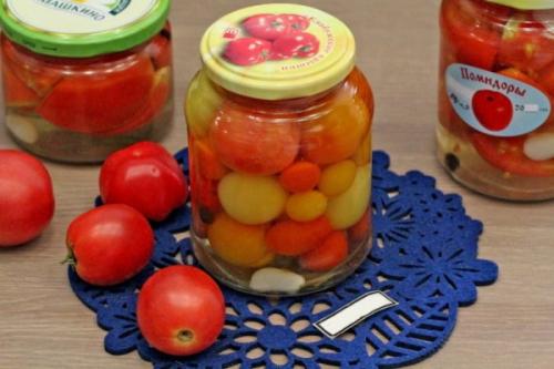 Помидоры пальчики оближешь с петрушкой. Классический рецепт на зиму