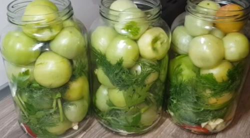 Маринованные зеленые помидоры целиком. Маринованные зелёные помидоры на зиму — 12 очень вкусных рецептов, пальчики оближешь