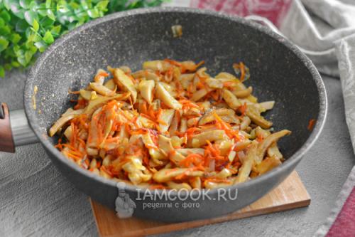 Горчитые соленые грузди: что делать, если они стали слишком островаты 05