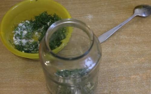 Какие ингредиенты можно добавить к соленым груздям, чтобы сделать их менее островатыми. Соленые грузди на зиму в банках (получаются хрустящими, ароматными и очень вкусными)