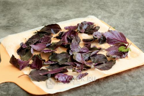 Помидоры с чесноком на зиму без уксуса: простой и вкусный рецепт 23