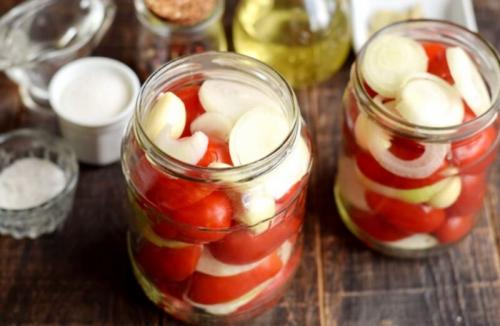 Томаты нарезанные на дольки в рассоле и в томатном.. Помидоры дольками на зиму — рецепт с луком и маслом