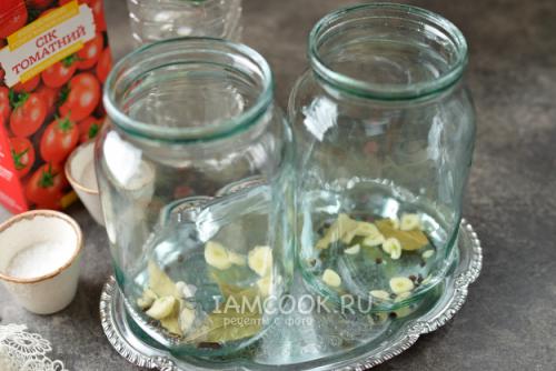 Томаты нарезанные на дольки в рассоле и в томатном: полезные свойства и рецепты 26 Томаты нарезанные на дольки в рассоле и в томатном: полезные свойства и рецепты 26