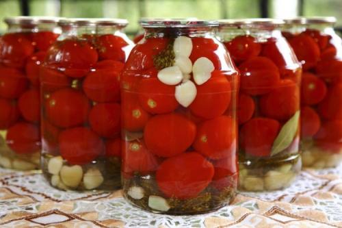 Можно ли приготовить помидоры с чесноком без уксуса, чтобы они были хрустящими. Помидоры без уксуса на зиму: 20 быстрых и простых рецептов