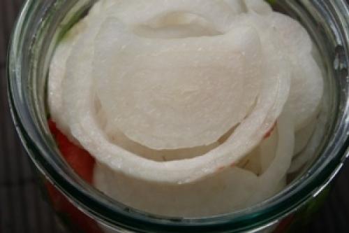 Как подготовить помидоры для нарезки дольками. Помидоры, нарезанные дольками с чесноком