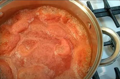 Помидоры в собственном соку с гвоздикой. Как приготовить помидоры в собственном соку на зиму с уксусом