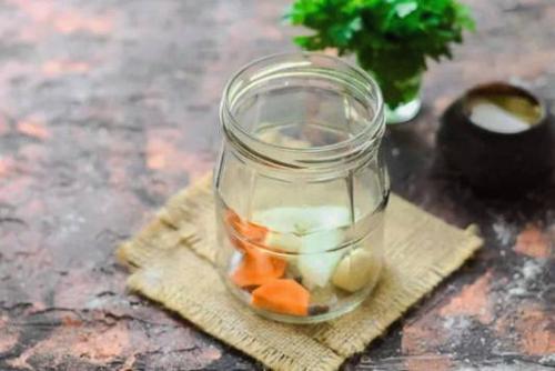 Сколько времени занимает приготовление помидоров дольками на зиму. Помидоры дольками с луком и растительным маслом на зиму