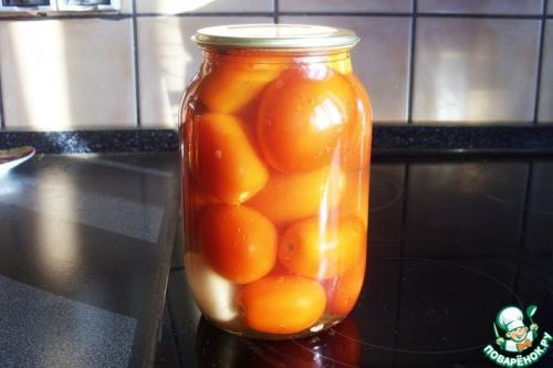 Как правильно стерилизовать банки для консервирования дольок из помидоров. Стерилизовать помидоры с одной заливкой или с двумя?