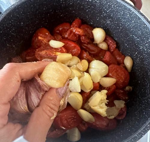 Можно ли использовать разные виды помидоров для этого рецепта. Если у вас много помидоров