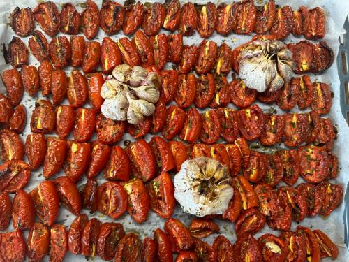 Можно ли использовать разные виды помидоров для этого рецепта. Если у вас много помидоров