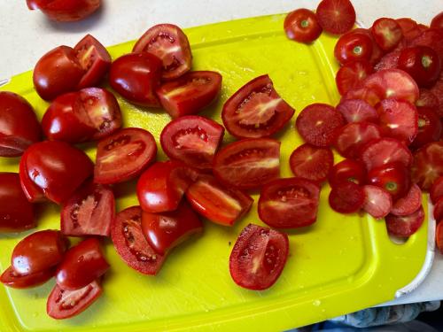 Можно ли использовать разные виды помидоров для этого рецепта. Если у вас много помидоров