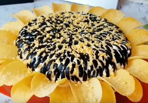 Салат огород с чипсами. Простые и вкусные салаты с чипсами — 6 классических рецептов