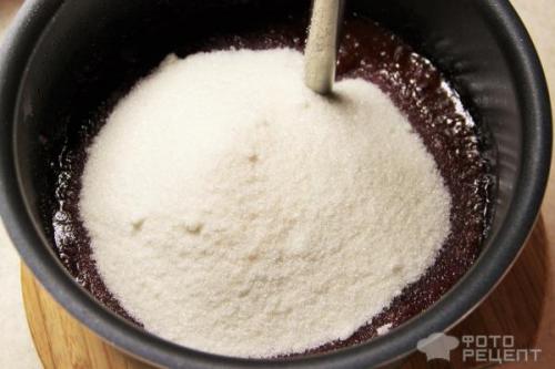 Какие ингредиенты необходимы для приготовления джема из сливы с горьким шоколадом. Рецепт: Сливовый джем - с шоколадом