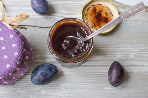 Какое соотношение слив, шоколада и коньяка оптимально для варенья. Варенье «Слива в шоколаде»