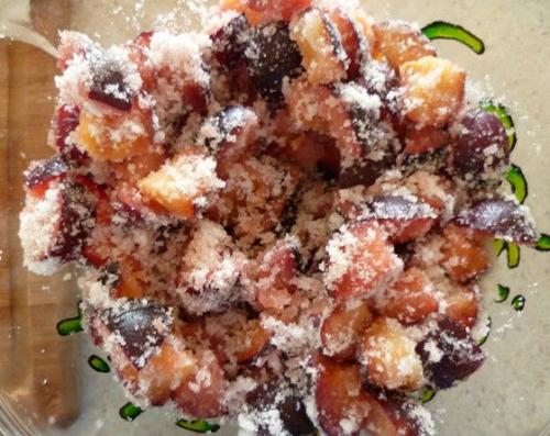 Можно ли добавить в варенье из слив другие фрукты или ягоды для вкуса. Варенье из сливы без косточек на зиму: 10 простых рецептов густого сливового варенья