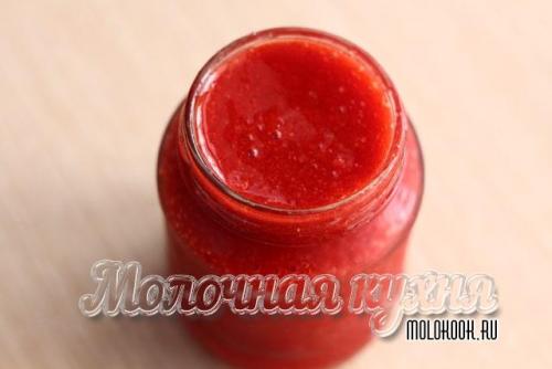 Засахаренное варенье из клубники. 