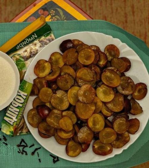 Компот из сливы на зиму — простой рецепт 20