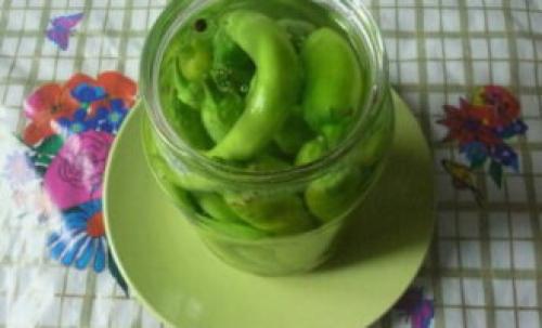 Перец горький на зиму простой рецепт. Маринованный острый перец на зиму – 8 простых рецептов