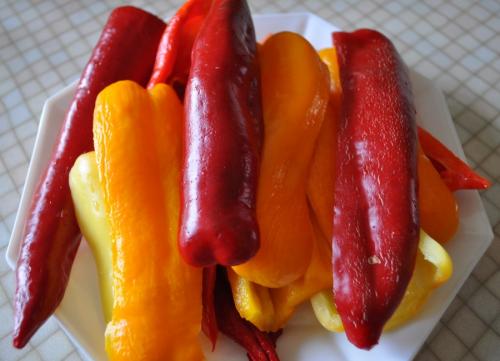 Острый перец на зиму в масле по-армянски. Перцы по-армянски.