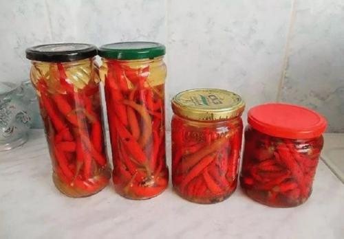 Маринованный горький перец на зиму без стерилизации. Лучшие рецепты маринования горького перца на зиму 13