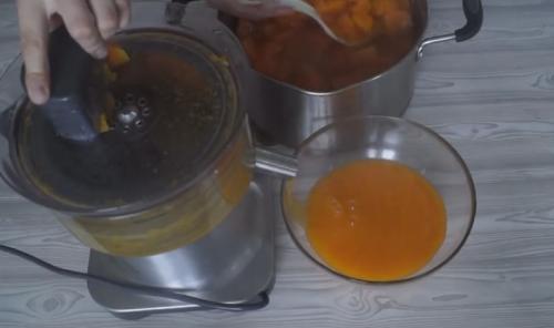 Как сделать тыквенный сок. Тыквенный сок приготовленный в домашних условиях на зиму