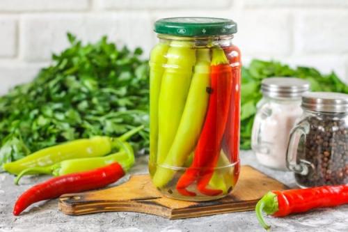Зеленый острый перец маринованный. 10 быстрых рецептов маринованного острого перца на зиму