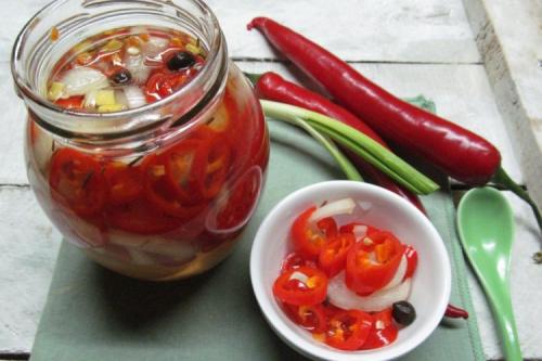 Зеленый острый перец маринованный. 10 быстрых рецептов маринованного острого перца на зиму