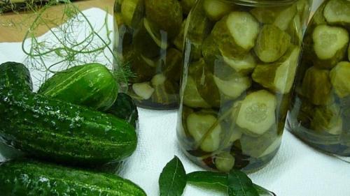 Резаные маринованные огурцы на зиму. Рецепты очень вкусных резаных огурцов, маринованных в банках на зиму