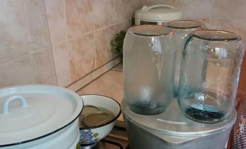 Огурцы на зиму хрустящие на 1 5 литра. Хрустящие маринованные огурцы на зиму — на 1,5 литровую банку