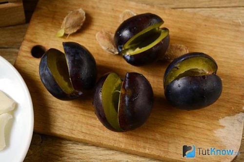 Маринованные сливы с чесноком на зиму к мясу. Маринованные сливы с чесноком на зиму 02 Маринованные сливы с чесноком на зиму к мясу. Маринованные сливы с чесноком на зиму 02