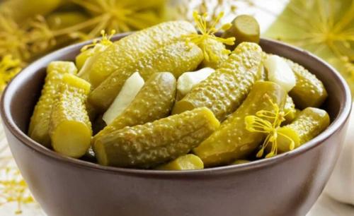 Рецепт соленых огурцов на 3л банку. Хрустящие солёные огурцы горячим способом, как бочковые