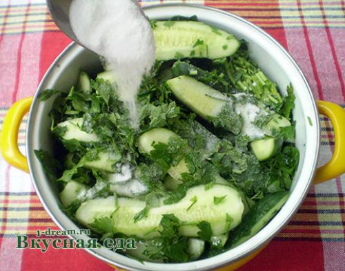 Маринованные хрустящие огурцы с маслом на зиму. Хрустящие маринованные огурцы в масле 05