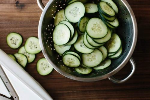 Маринованные хрустящие огурцы с маслом на зиму. Хрустящие маринованные огурцы в масле 31