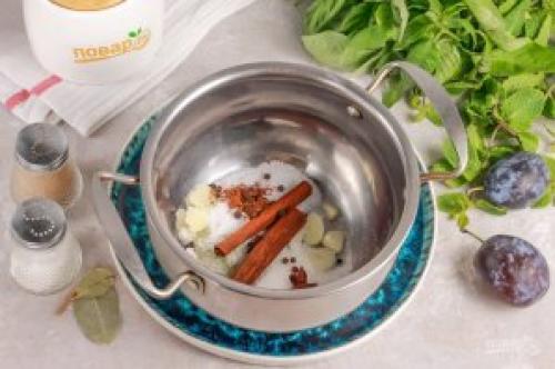 Пряная слива на зиму. Пряные сливы на зиму