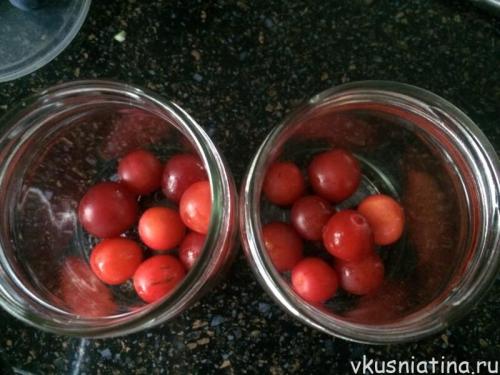 Каждый год консервирую маринованные сливы с чесноком. Маринованная слива на зиму — очень вкусные рецепты консервирования