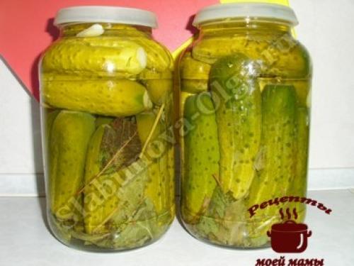 Быстрый маринад для огурцов без закрутки в банке. Маринованные огурцы без закатки