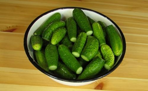 Огурцы холодным способом, как бочковые. Солёные огурцы на зиму в банках холодным способом — 5 рецептов хрустящих огурцов