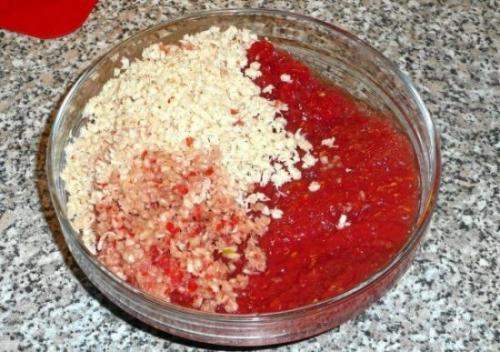 Почему в хреновине отделяется вода и что с этим делать. Готовим хреновинуна зиму, чтобы не закисла